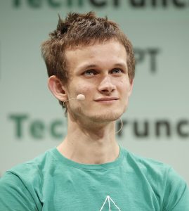 حمایت ویتالیک بوترین از ارتقای جدید اتریوم برای مقابله با سانسور تراکنشها 6 Vitalik Buterin TechCrunch London 2015 cropped